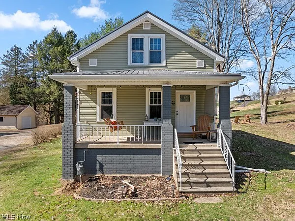 35 Lyle Rd photo 1