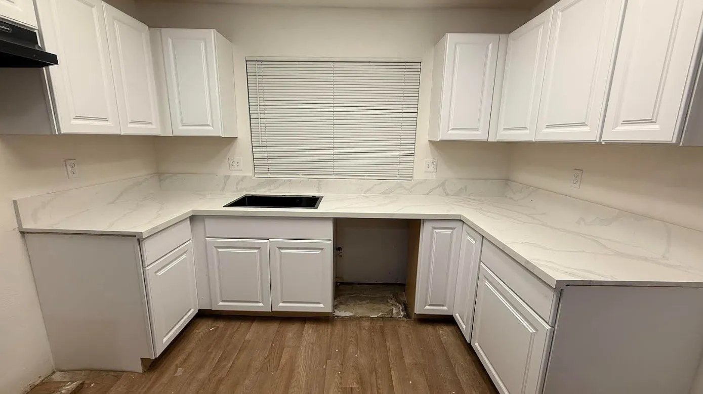 4 bed, 1348 sqft, $2,200 — Photo 3