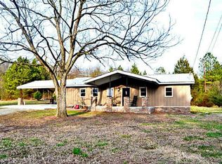 1954 Moss Dr, Calhoun, GA 30701