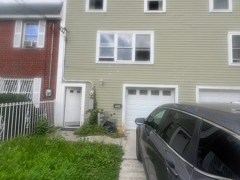 2864 W 36th St #1 — Photo 9