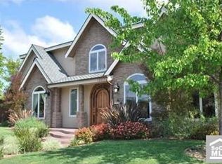 11912 Foster Rd, Los Alamitos, CA 90720