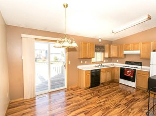 715 N Rose Ave, Tea, SD 57064