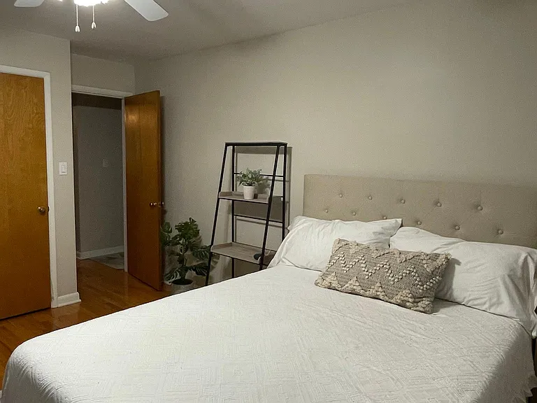 110 Glazier Ave #1 — Photo 20