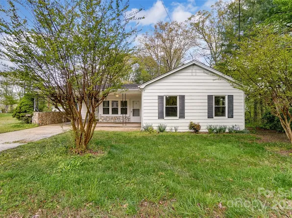 5403 Dellinger Cir, Cherryville, NC 28021
