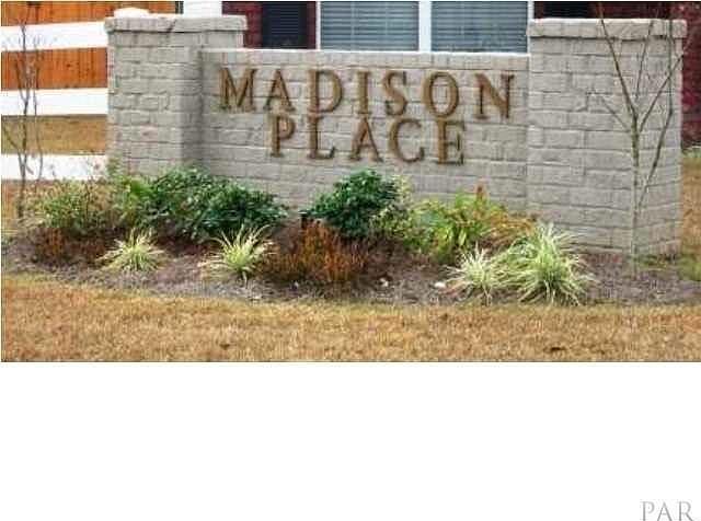 2nd image of 564 Edith Ln
