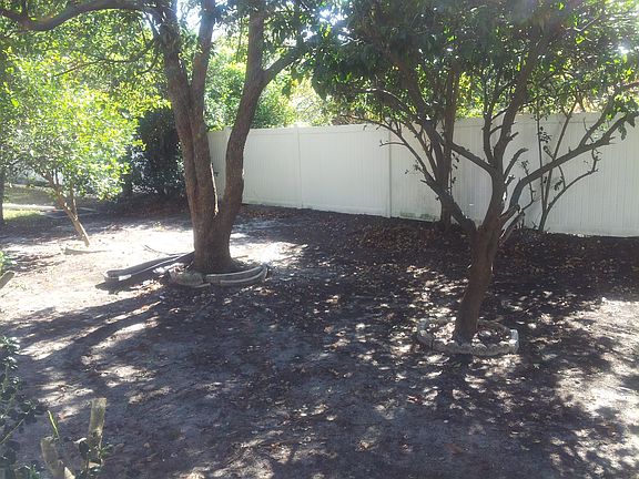 4th image of 1050 Navel Orange Dr