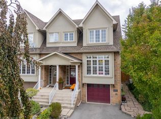 1025 Shaw Dr, Mississauga, ON L5G 3Z3