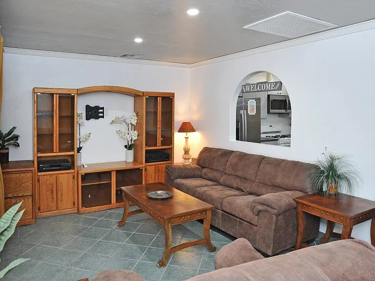901 W Calle Ramona #1 — Photo 9