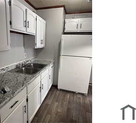 4th image of 1158 Jackson Rd