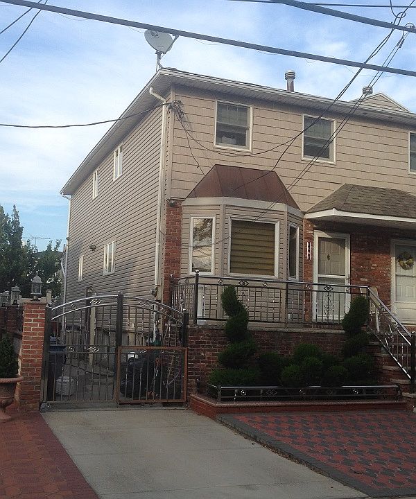 1st image of 1407 E 70th St