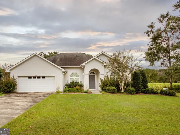 2869 Ben St, Waycross, GA 31503