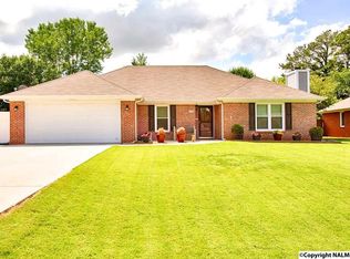 108 Derwent Ln, Huntsville, AL 35810