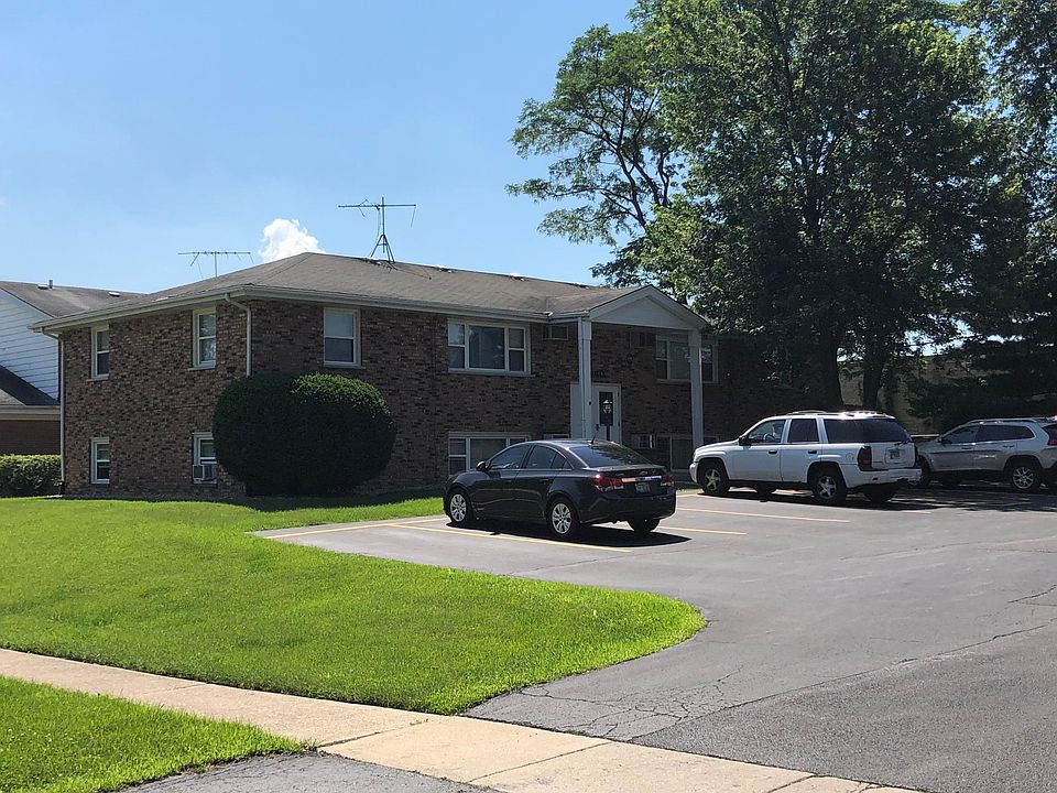 1st image of 460 Lincoln Ln APT 2S