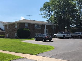 460 Lincoln Ln APT 2S, Frankfort, IL 60423