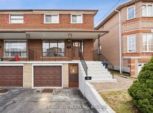 39 Magnolia Ave, Toronto, ON M1K 3K3