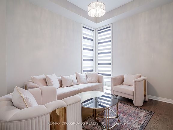 5th image of 239 Port Darlington Rd