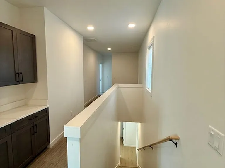 2957 S 27th Ave — Photo 28