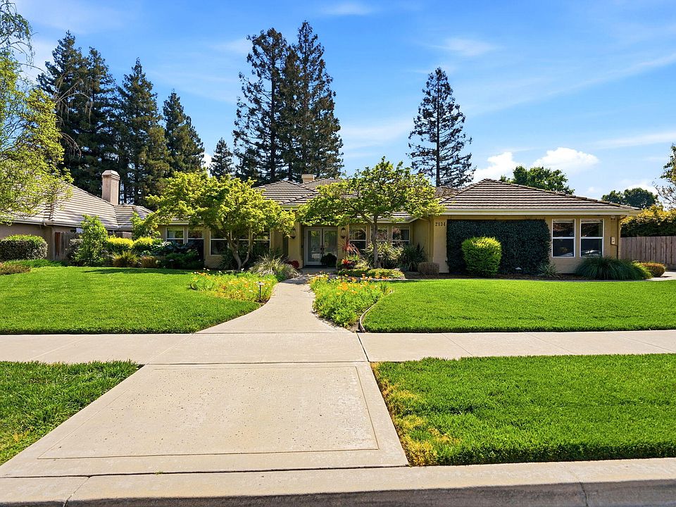 1st image of 2134 SW Cottonwood Circle