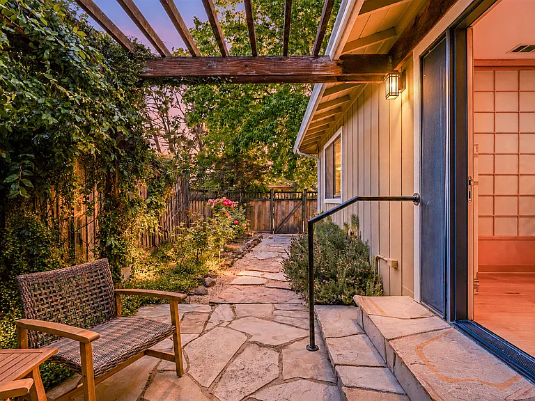 45 Island Ct — Photo 21