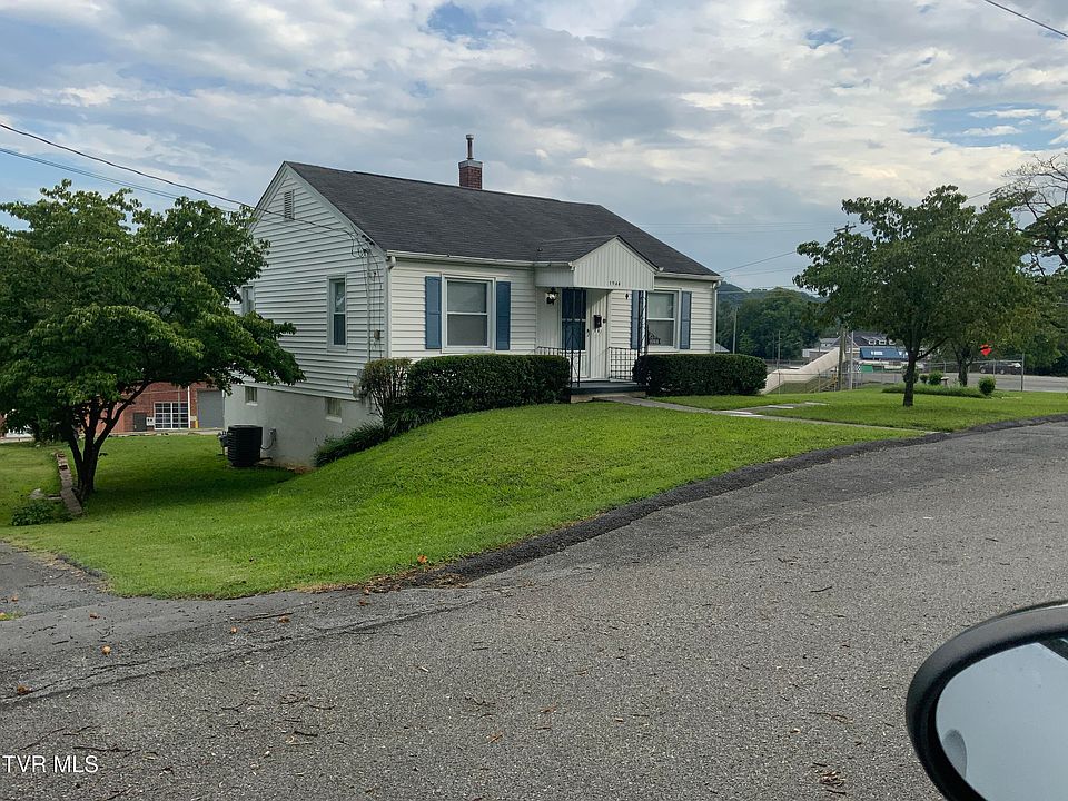 1st image of 1944 Norway St