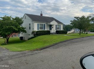 1944 Norway St, Bristol, VA 24201