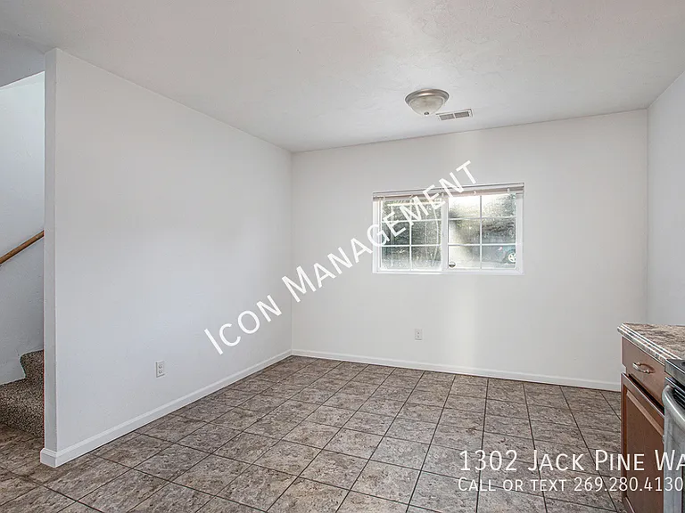 1302 Jack Pine Way — Photo 16