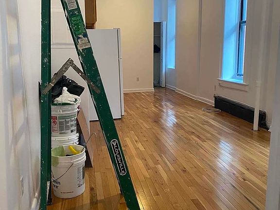 4th image of 301 W 107th St APT 2S