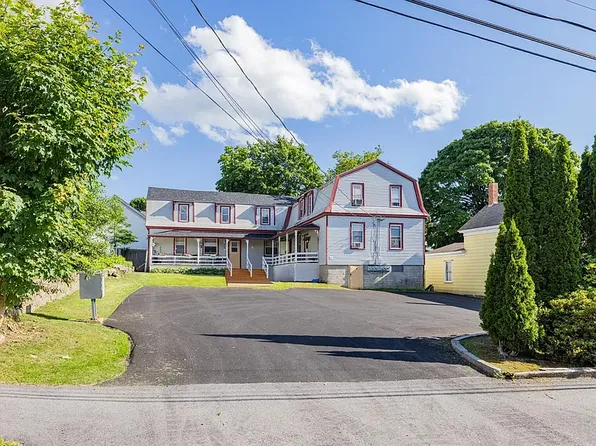 23 Oak St #1, Brunswick, ME 04011