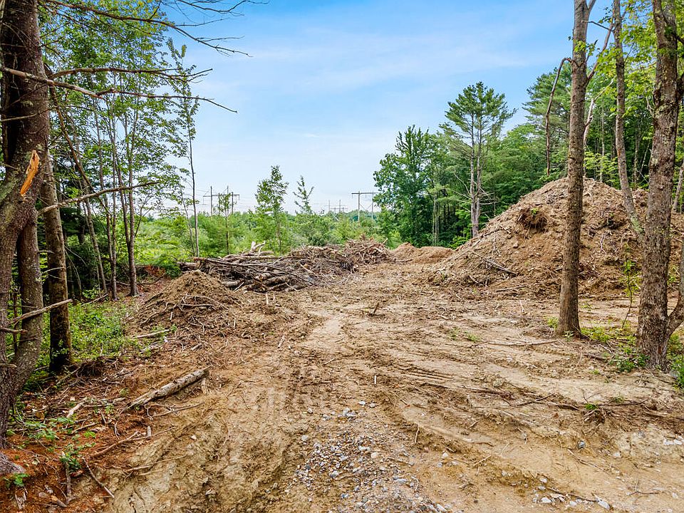 2nd image of Lot #7 Carriage Hill
