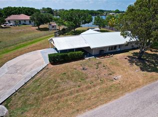 1827 John Rd, Clewiston, FL 33440