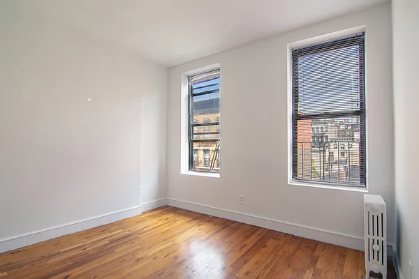 Rented by Compass | media 11