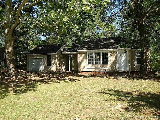 1st image of 3925 Lakeshore Dr