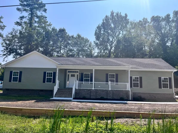 2139 Oregon Ave, Suffolk, VA 23434