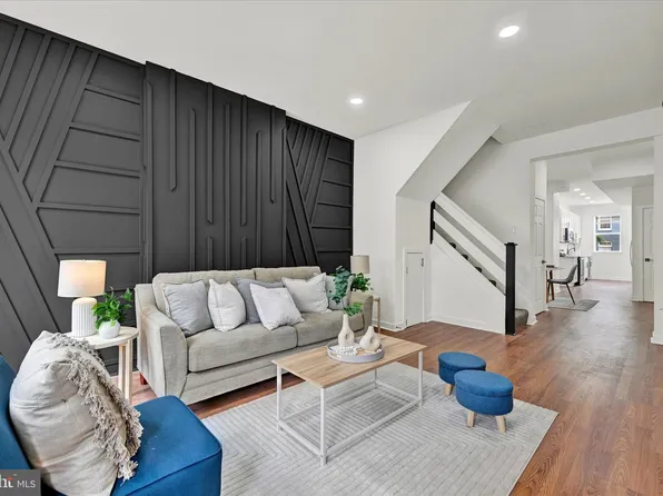324 E 23rd St, Baltimore, MD 21218
