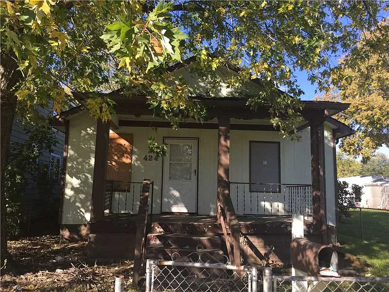 424 S Holmes Ave photo 1