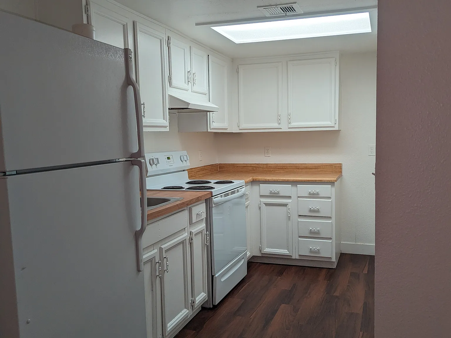 3 bed, 986 sqft, $1,500 — Photo 3