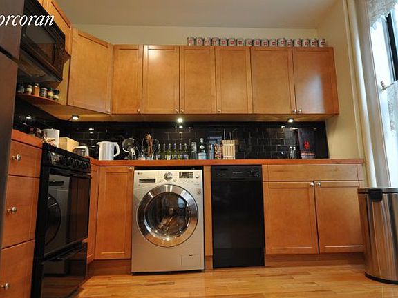 3rd image of 608 W 140th St #46A