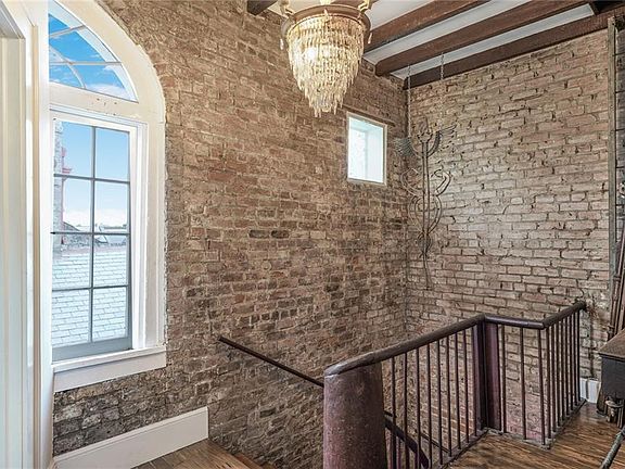3rd image of 1201 Decatur St #D
