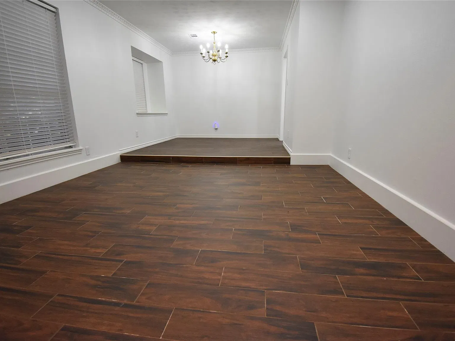 3 bed, 2.0 bath, 2239 sqft, $2,199 — Photo 4