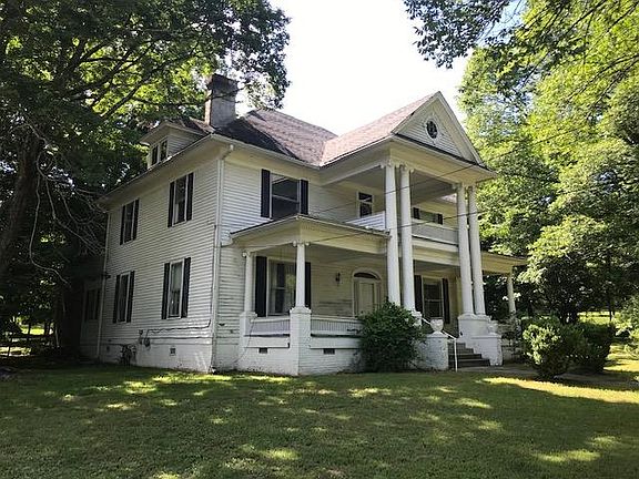 918 Dunlap St, Paris, TN 38242 | Zillow