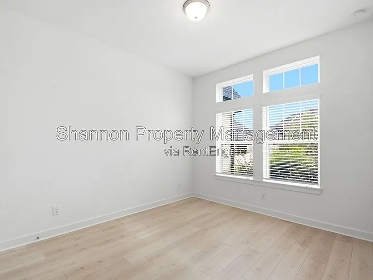 14314 Olive Harbor Trl — Photo 16
