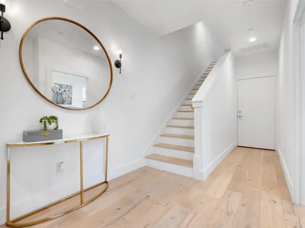 3915 N Hall St, Dallas, TX