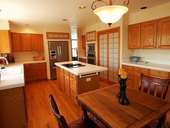 Spacious Kitchen