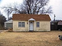 1st image of 315 E Blanchard Ave