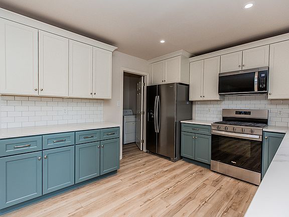 5th image of 11 Duffield Dr #11
