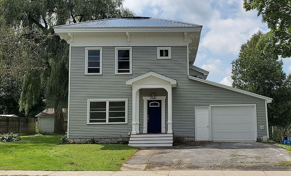 1st image of 37 N Jefferson St