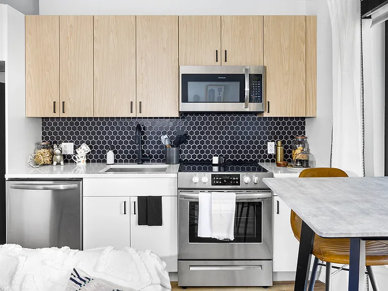 76 Baldwin St #301 — Photo 18