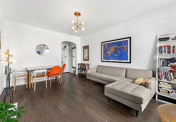 3rd image of 448 E 88th St APT 5-A