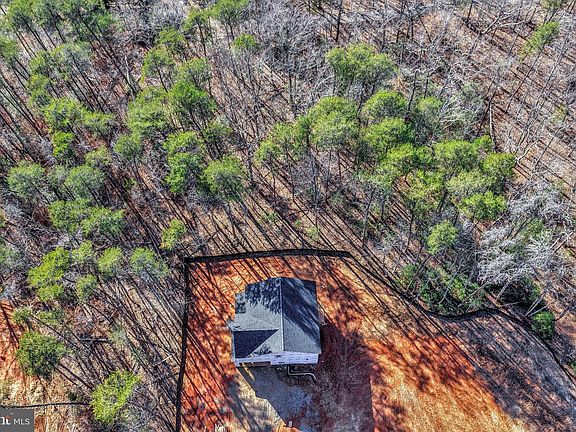 4th image of 10625 Plank Rd