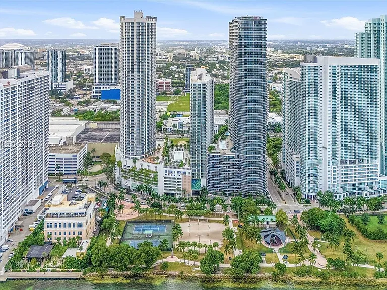 1750 N Bayshore Dr #4801 — Photo 46